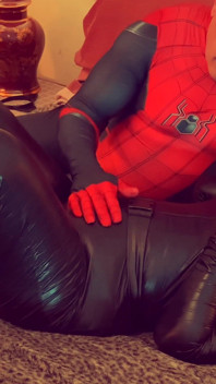 La Abuela Catwoman Es Follada Por Spiderman