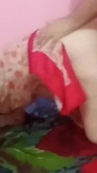 Dasi üvey kız kardeş üvey erkek kardeşini çok ateşli çok güzel sikiyor