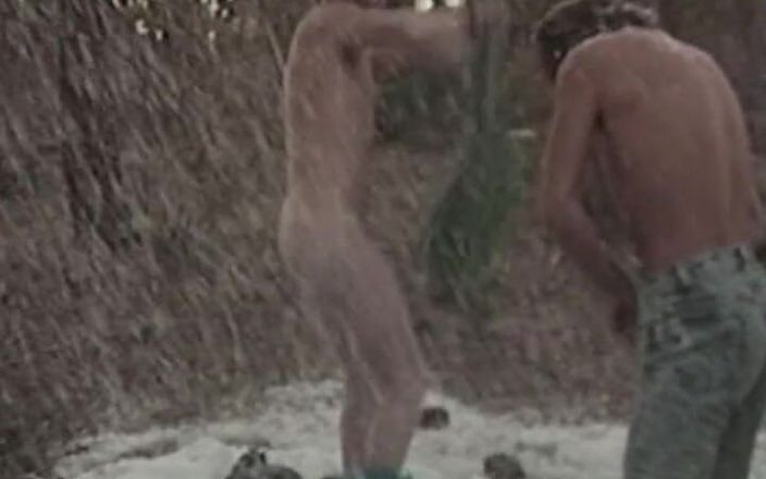 Gay RetroX VHS: Горячие мужчины в объятиях No5