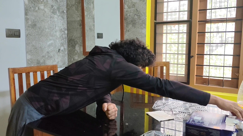 Vaigavarun45: Seks Mallu dengan teman sekamar