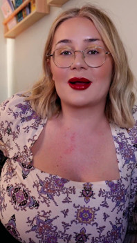 Plump Stepmommy 4K