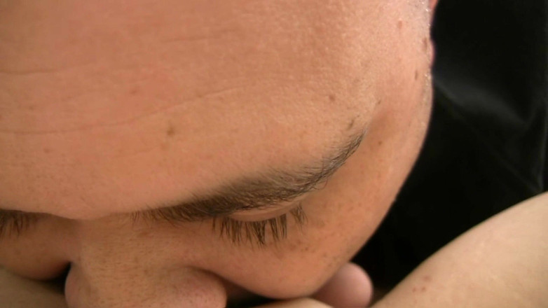 Tight little babes: Büyük memeli Rus genç kız şişman bir yarağı gırtlağına kadar alıyor...