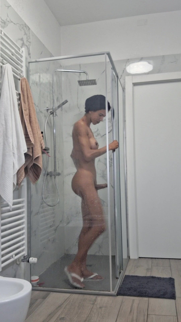 Tsdanisantos1: Que Banho Gostoso Nesse Banheirao Eu Fiz Logo Tudo