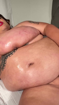 Angel bbw una troia con una macchina del sesso