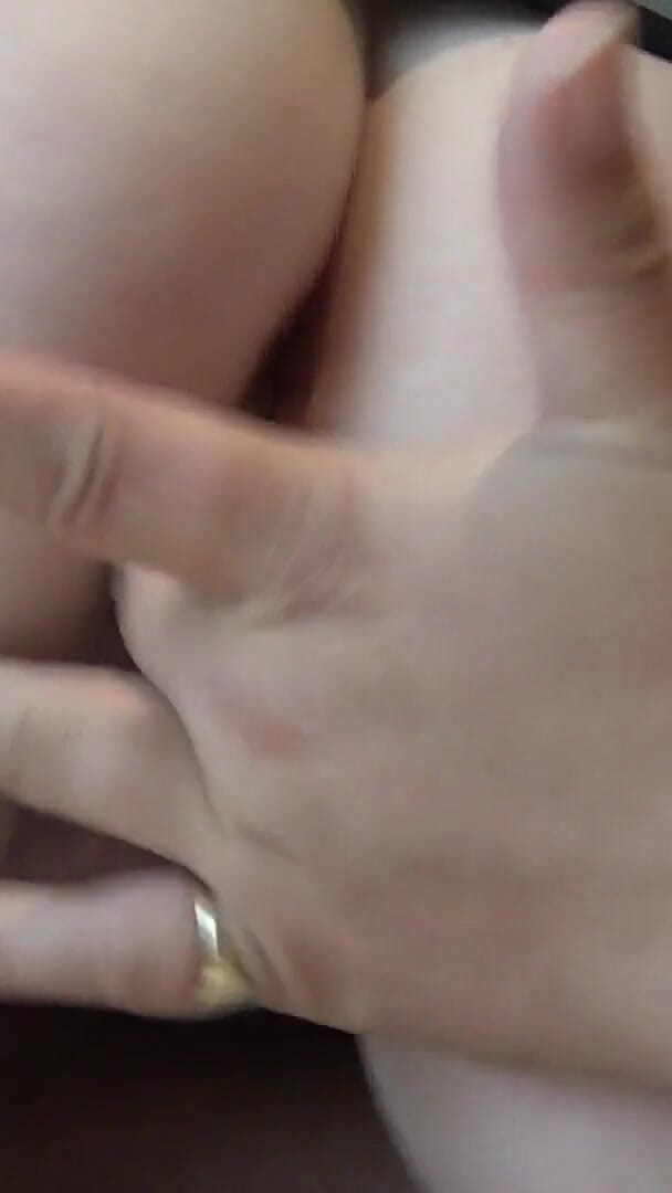 Flatmate Caught Wanking (Mrs Marie X) Flatmate Caught Wanking (Mrs Marie X)