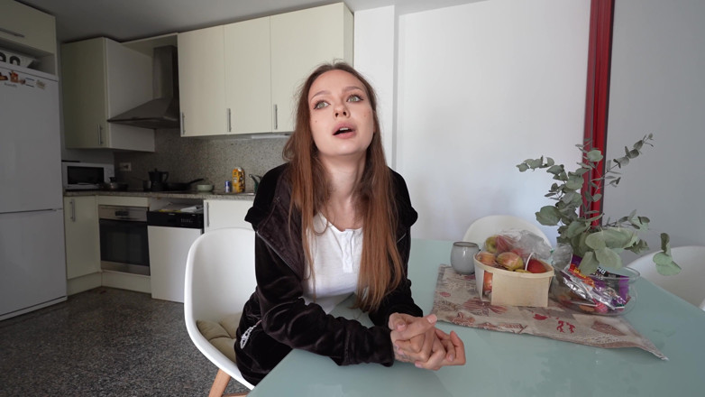 Alexa Poshspicy: Una vicina ha scoperto che suo marito la tradiva e...