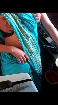 Bini rumah jiran dikongkek abang ipar