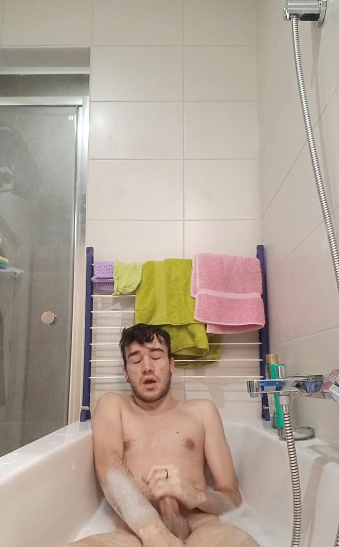 Video of me playing alone in the bath!