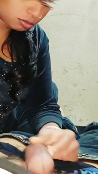 Desi Bhabhi Tight Pussy Fucking Video with Clear Hindi Voice Moaning, with Big Cock Sucking Video
