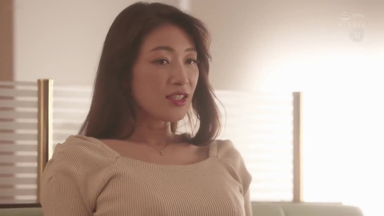 Smooth Time: สาวใหญ่ร้อนแรงชอบให้หนุ่มหนุ่มเลียหี แล้วเธอเองก็ชอบดูดควยหนุ่มๆ ตอนที่ 2