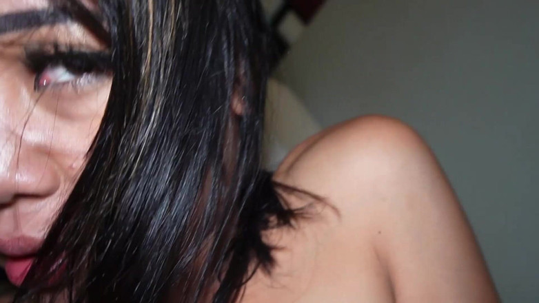 Arda Fennec: Sesi mentah dengan keindahan alam