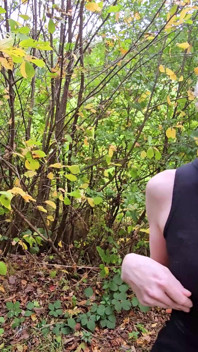 Publiczna Sikająca Blond Nylonowa Laska Dostaje Spermę Na Swoich Rajstopach