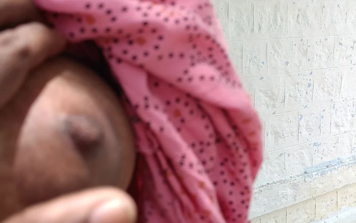 Inba: Сотрудники универмага наслаждаются романтикой на улице и ролевой игрой с владельцем