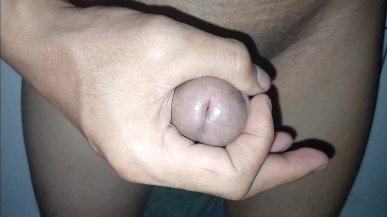 Amazingbeautycum: До м'якого місця з автомеханіком під час мастурбації