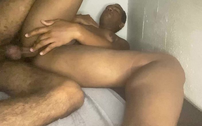 Couple 2 Black: 0387 フェラチオの中にはいつもファックで終わるものもいる