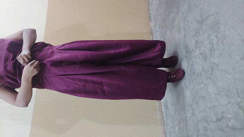 Sairaxsaim: Chị kế xinh đẹp hứng tình làm tôi ngạc nhiên khi...