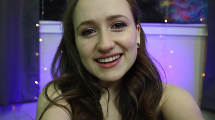 Lizzie Love: Giantess JOI foot tease