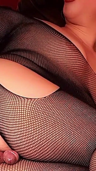 Belle trans avec un gros cul et un pugl dans le cul