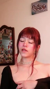Latina sensual melancap bogel di dalam bilik