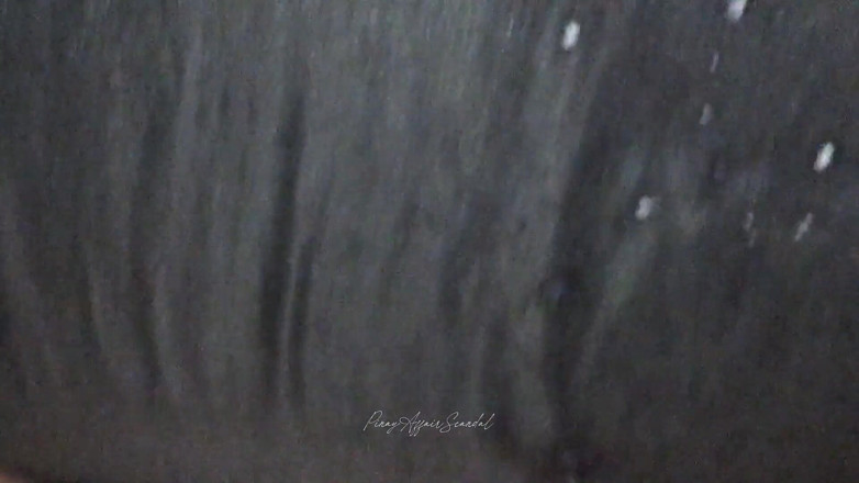 TeenPinayCloseUp: Случайный кримпай на сливочную тугую киску - сюрприз со спермой внутри