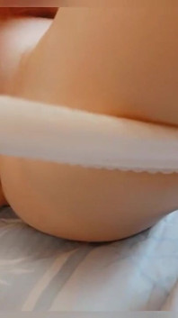 Orgasme Pulang Kuliah. Masturbasi pakai celana dalam putih. Close-up. Memek hot. Memek berbulu lagi asik orgasme Ngentot pakai jari. Pussy
