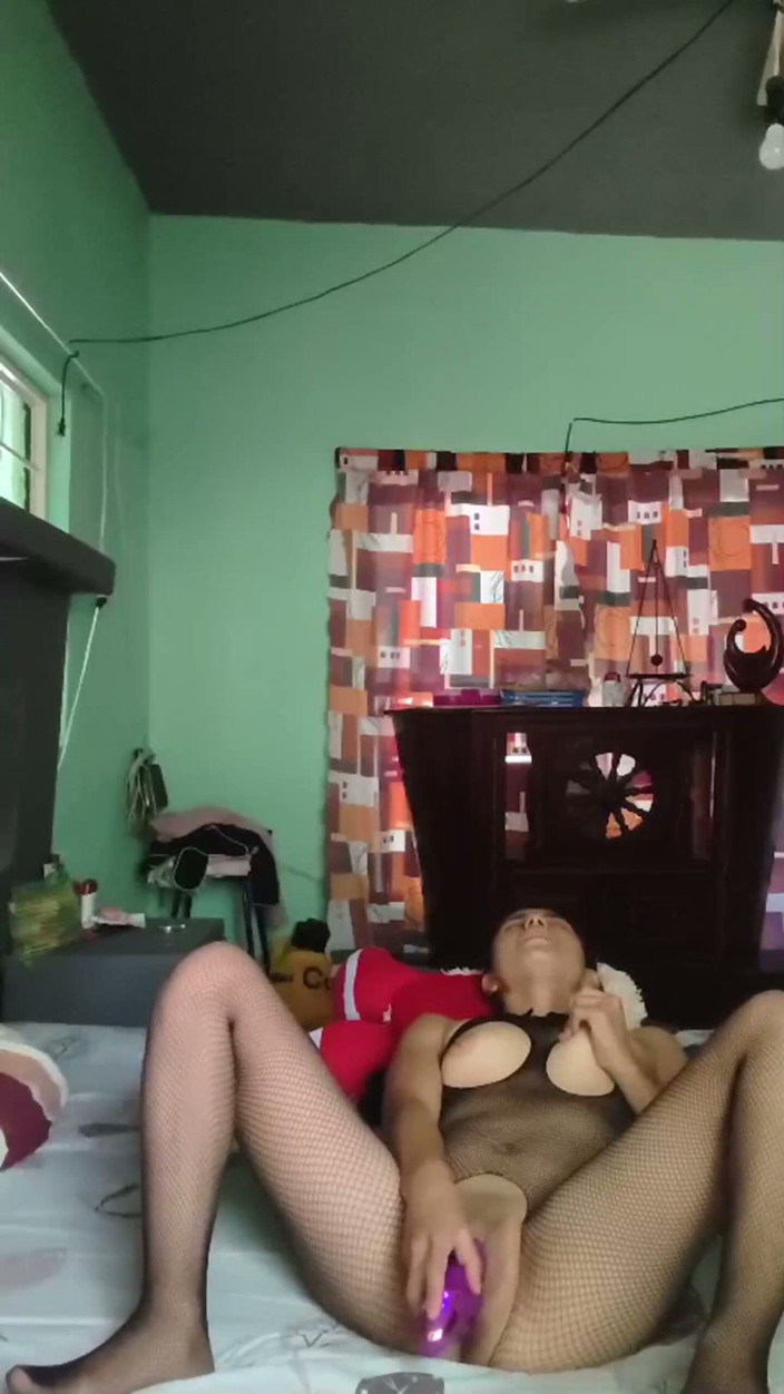 GueritaSexi29: Jerking Me off Until I Come