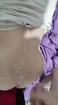 Büyük götte büyük sperm! Sert sikiş kıllı amcık