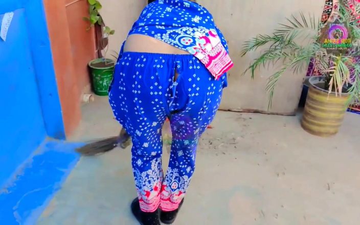 Muskan Rani: インドのバビのお尻のセックス