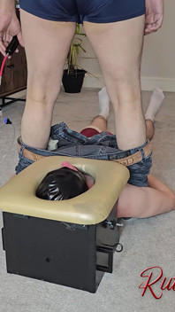 Desperate for My Sweaty Ass