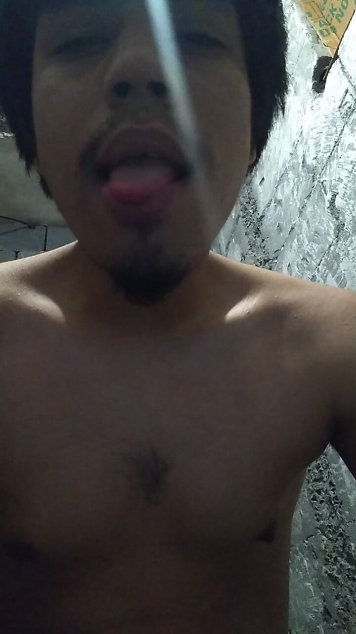AlexAlejandro13: Kamu suka aku telanjang katakan yang sebenarnya