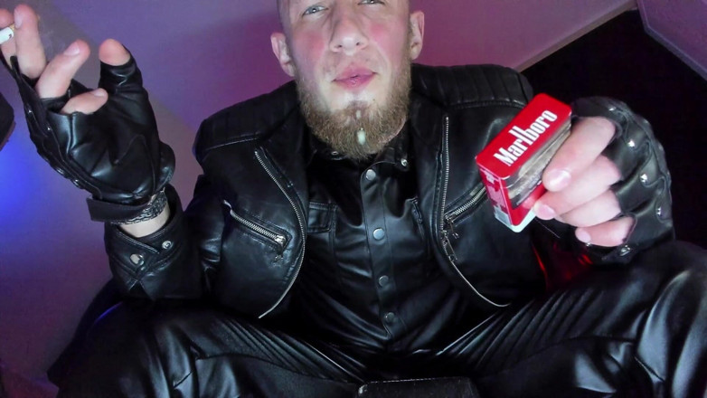Hunky time: Marlboro-meister