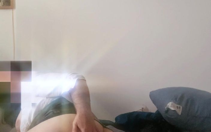 Maja Nikolic: Fet sissy anal onani