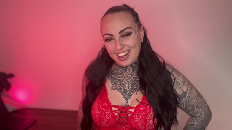 Miss Valentina: Zachęcany do geja