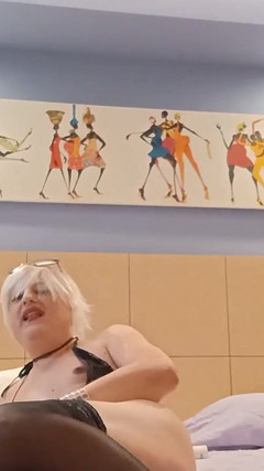 Asia Robins Nude and Cam thumbnail