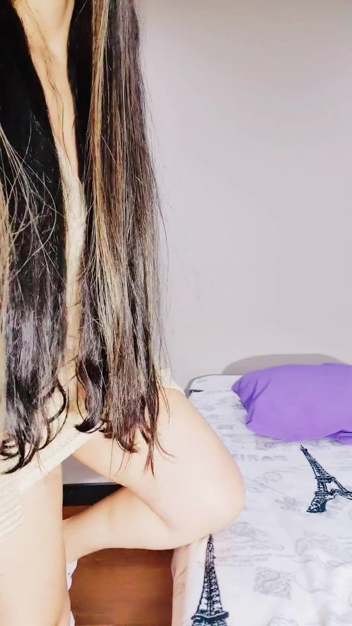 Vika_Sexting: Golden Skin的神秘