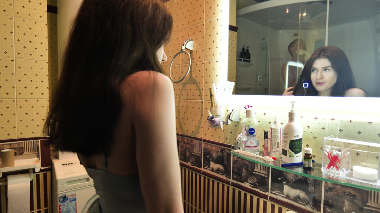 LoveHomePorn: I Got a Nice Blowjob Before Going to Work