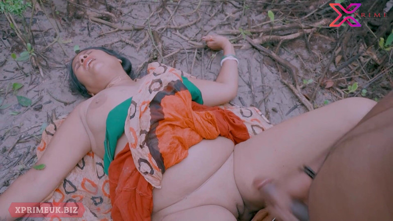 Creative Pervert: देसी भारतीय भाभी के साथ हॉट आउटडोर सेक्स