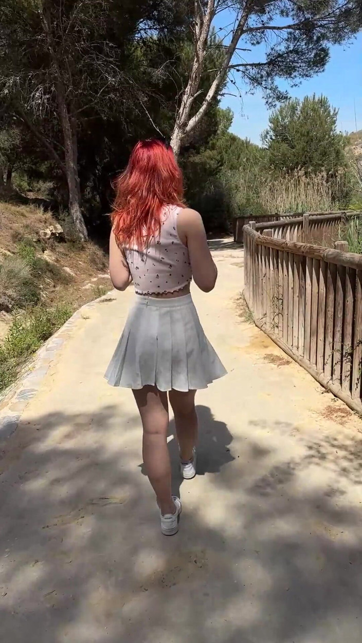 Sheryl X Sinclair: 거리에서 공개 노출