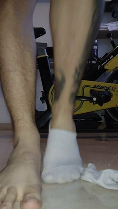 Tomas Styl: Dia bersenam di stoking (kaki besar untuk ibadah)