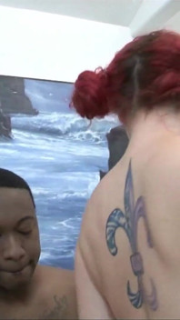 Un ragazzo nero con un bbc è perfettamente tratto in questa scopata cosplay di star wars