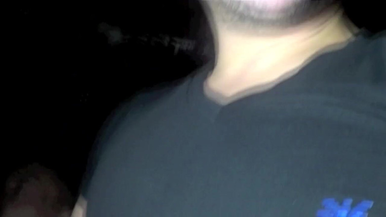 Crunch Boy: Gangbangshow porno live tijdens een cruise in Parijs