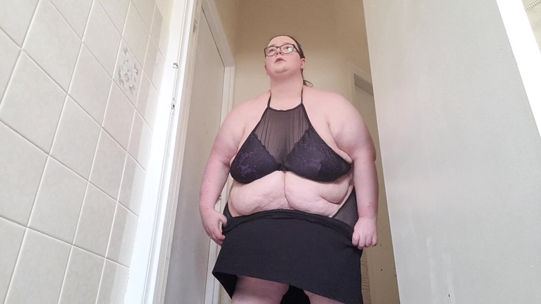 SSBBWLadyBrads: Ваш товстий страждають ожирінням стриптизер