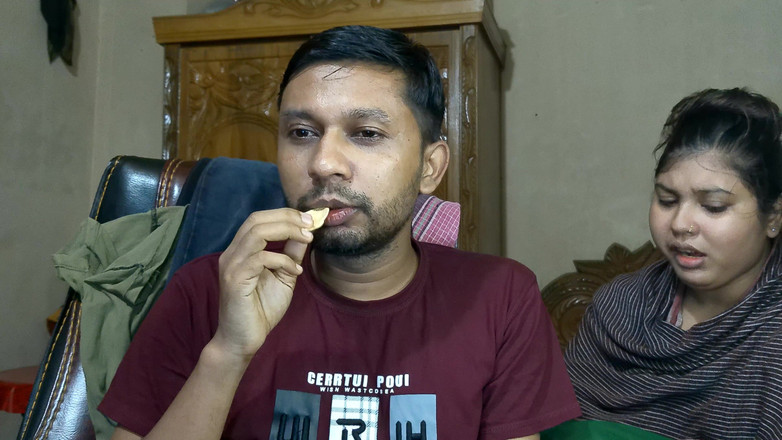 Desi Video BD: Gadis kampus India yang hot - sama dosennya sendiri