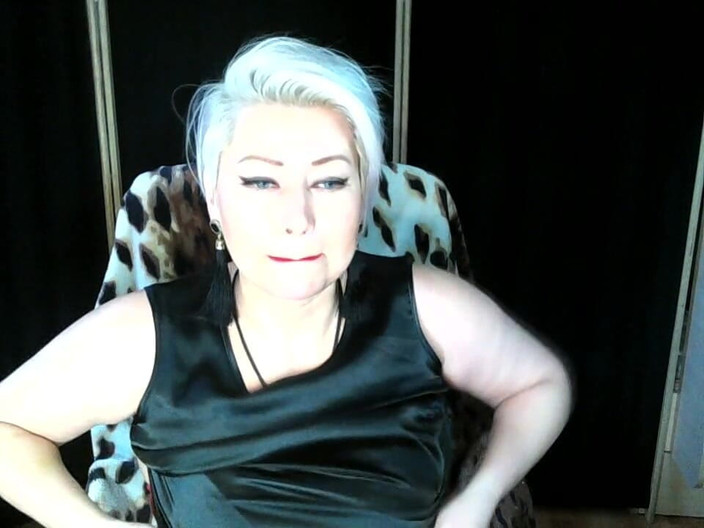 AimeeParadise: Reife russische schlampe aimee kommt leidenschaftlich privat