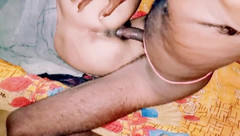 Treblsex: Desi Bahu dzwoni do swojej dziewczyny w pokoju i indianinem