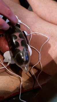 Chastity E-stimming