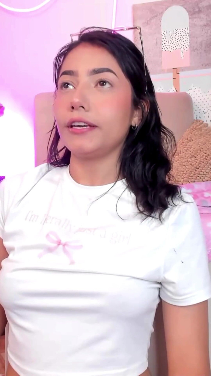 Paulette petty: Pettite Hairy Sex Pussy Teens Webcam Model