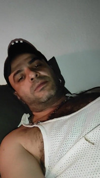 Dirty Junkbro (dj-bro) nadržená v ložnici