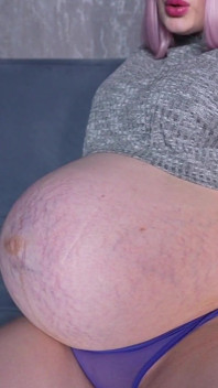 Stor beundran av gravid mage
