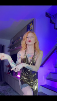My Naughty Boobs Wanna Outside